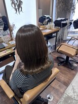 アヴァンスアンス 広島袋町店(AVANCE.ens)&nbsp;ほんのりオリーブカラー