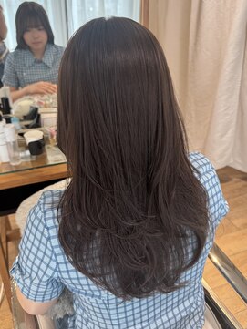 ネオリーブ チロル 横浜西口店(Neolive CiroL.) 後ろ姿美人な艶髪ロングレイヤー 【横浜】