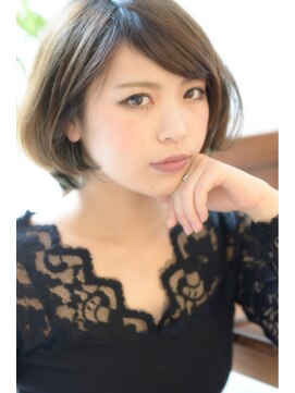 クロスオーバー(CROSSOVER) 【CROSSOVER】 『ダークアッシュ』 × ショートボブ