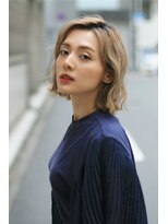 アンレーブ(UNREVE)&nbsp;色落ちしたっていい色感！くすみが決め手のキャラメルミルク