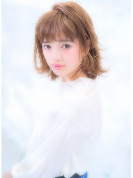 アイビー(Ivy) 透明感のあるフェミニン　ボブ