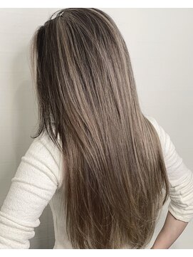 ユートピア(U topia) ホワイトアッシュ/シルバーカラー/バレイヤージュ/ハイライト