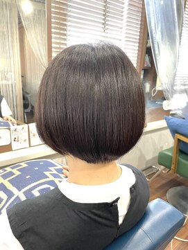 アンビエンテ(ambiente) ミニボブ　丸みボブ　大人ボブ【坂根】