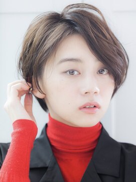 ロワ 京都(ROI) ワンサイドショートボブ