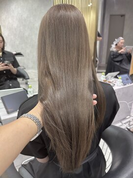 シティ(CITY) 艶髪×レイヤーカット×髪質改善トリートメント【CHICA】