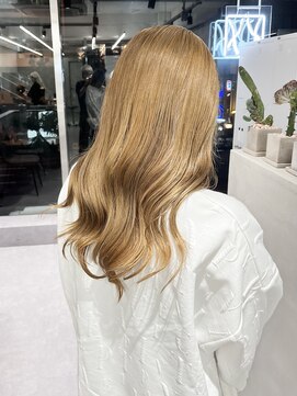 ファイブバイジエクト 堀江(FIVE by The Ect) キャラメルブロンド