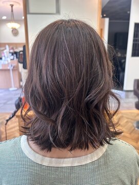 テラス 古河店 大人女性ショートボブ30代40代50代60代白髪ぼかし