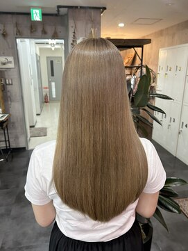 トゥーミー(to mee) ミルクティーベージュ♪【新田】