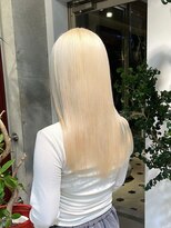 ヲタク(wotaku.)&nbsp;ホワイトブロンドハイトーントリプルカラーケアブリーチ髪質改善