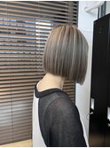 前下がり ボブ ミルクティー ハイライト ダブルカラー