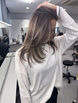 キング 高槻(K!ng) 縮毛矯正髪質改善ハイライトレイヤーカット枚方美容室エクステ