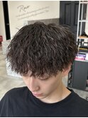 はねない。くるくるしない。縦落ちツイスパ