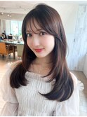 後れ毛が可愛い顔周りハイレイヤーロングチェリーブラウン