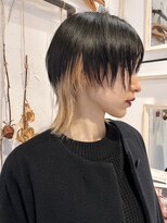 イルウィ(irwi)&nbsp;【miku/ブリーチ】インナーカラー/ウルフカット/デザインカラー