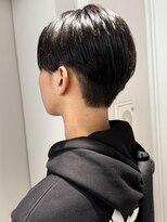 トリッカ シブヤ(TRICCA SHIBUYA)&nbsp;メンズセンターパートダウンパーマフェザー曲がる縮毛矯正渋谷