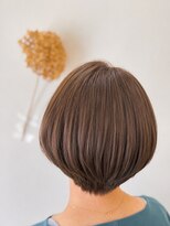 モク(mok) 白髪ぼかしショートボブ