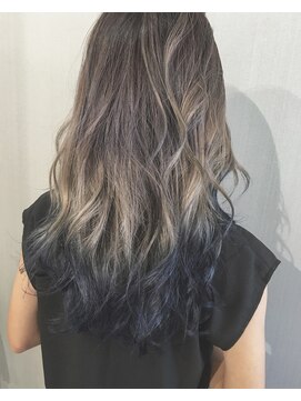 アライブ ハラジュク(ALIVE harajuku) 【ALIVE原宿】ブルーグラデーションカラー★