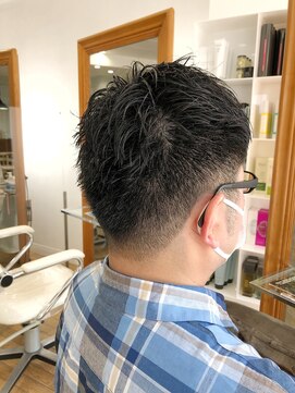 ヘッズ 本八幡店(HEADS) MEN'S HAIR  センターパート　ツイストスパイラル　韓国マッシュ