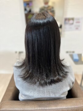 リリー(Lily) 外はねスタイル