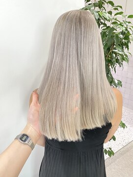 アオ(AO) 【AYAMI】シルバーホワイトベージュ♪