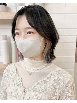 ネオリーブ クーロ(Neolive curro) インナーカラーイヤリングカラー×美髪ボブ[横浜/東神奈川]