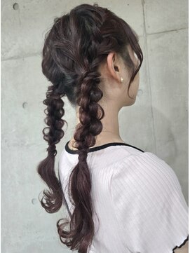 ベリッシモ(Bellissimo) ツインテール☆丸四つ編み☆編みおろし♪