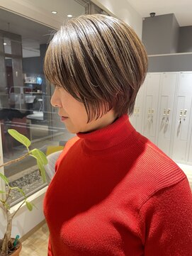 バランス ヘアーアンドアイラッシュ 野田店(balance.) 白髪ぼかしハイライト&ショートボブ