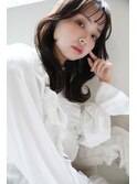 大人かわいいセミロング
