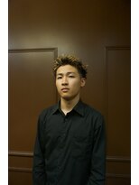 マチルダ(Matilda)&nbsp;ツーブロックスパイキーショート