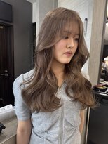 ジルバイジゼル(JILL by GiseL)&nbsp;ハイトーン ミルクティーベージュ ケアブリーチ ロング 10代20代