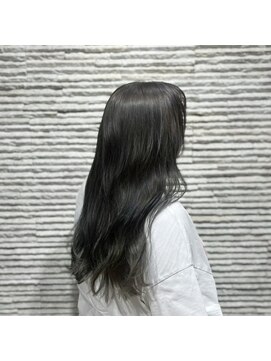 ビスイル 秋葉原店(Vis ill) グレージュカラーレイヤーカットロング