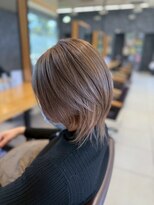 ラウル(Laulu)&nbsp;黒髪/クラゲヘアー/オリーブグレー/小顔/ココアベージュ/佐倉