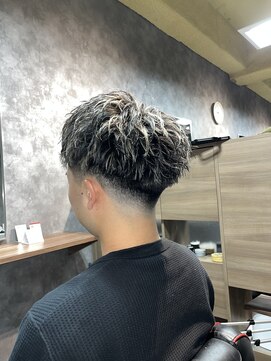 スウェルホワイト(SWELL WHITE) ローフェード