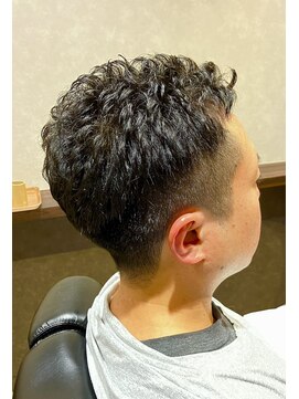 ヘアーサロン サトウ ツーブロックアイロンパーマ