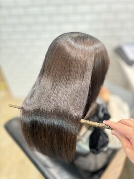 ベルダ 高槻(BELDAD) 髪質改善トリートメントレイヤーカット縮毛矯正ハッシュカット