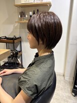 エレノア つくば(Eleanor) 【大人女性】小顔魅せ丸みショートヘア