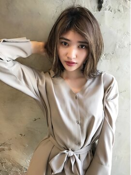 ザ シー 海老名(The C) 「THE C 海老名」大人ベージュカラー 小顔前髪 ミディアムヘア