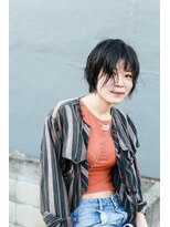 ホワイトルーム(White Room)&nbsp;黒髪のプチウルフカット