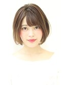 大人女性の内巻ボブ