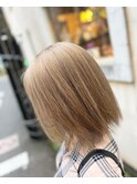veganカラーでハイトーンボブ(20代)