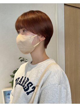 リア(Lia by KENJE) ブリーチなしでできるオレンジカラー♪顔まわりカット