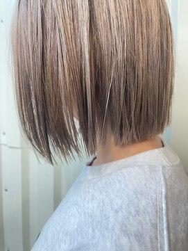 ジャンクス 千葉(junks) グレージュカラー/シルキーベージュ/艶髪ボブ[千葉/千葉中央]