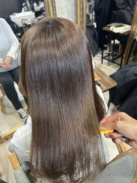 トリートメントA 高知店(treatment A) ジュエリーシステムトリートメントで艶髪に変身【髪質改善】