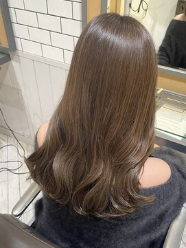 リンダバイネオリーブ 白楽店(Linda by neolive) 透明感オリーブベージュ　　♪