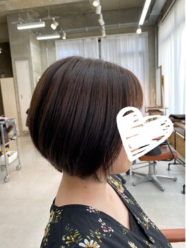 リボン(Libon) 癖に合わせた丸みショートボブ♪