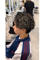 オーシャントーキョー 仙台(OCEAN TOKYO)&nbsp;波巻きツイストスパイラルセンターパートハイライトツーブロック