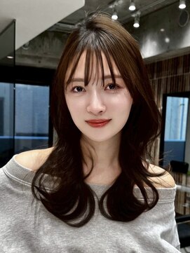 ファルベ(Farbe) 黒髪/オリーブグレー/小顔/ココアベージュ