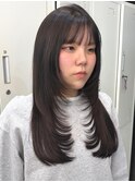 セミロングレイヤー/ダークアッシュ/シャギーカット
