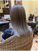 アッシュベージュ×シルバーグレーグラデーション
