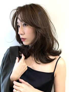 ヌイ 横浜(nui) グレージュレイヤー_エアリーミディホワイトアッシュ